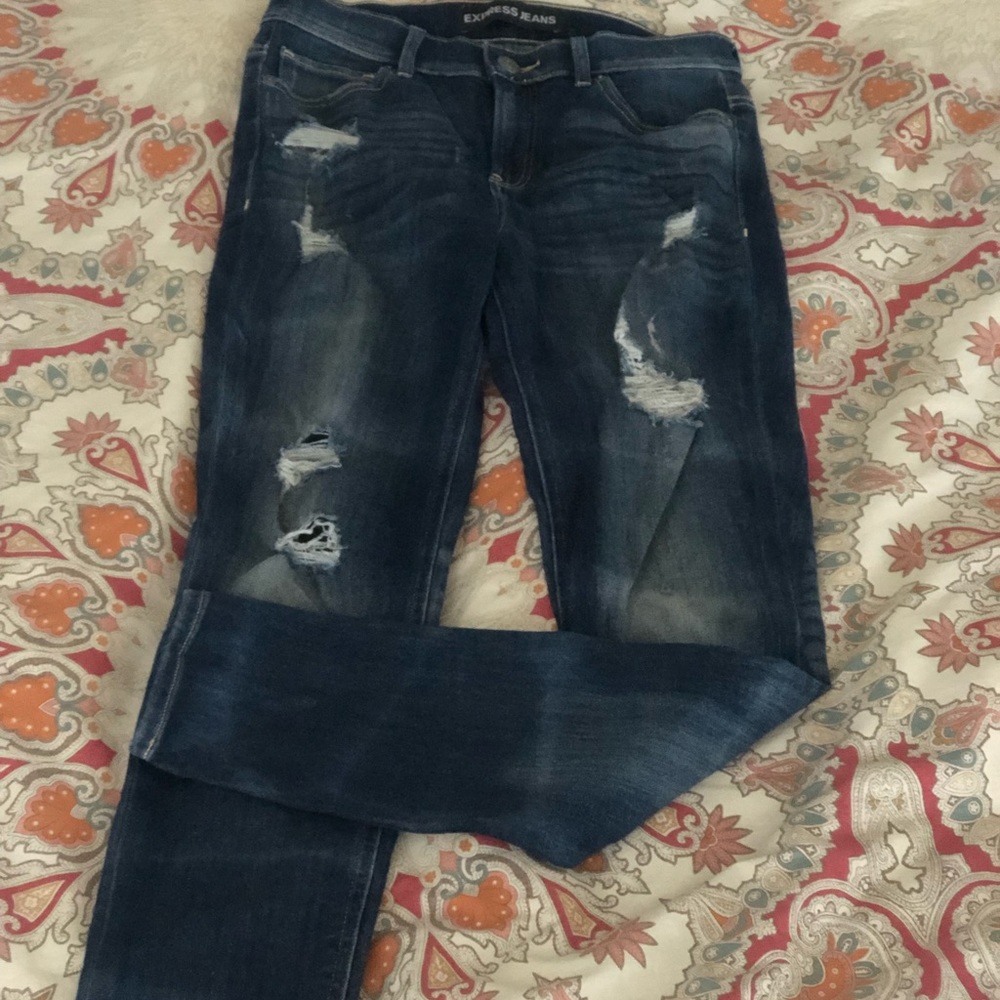 Women’s Express size 6R high rise “legging” Jean